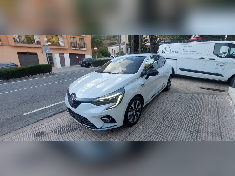 Renault Clio 1.6 hybri 145cv foto 5